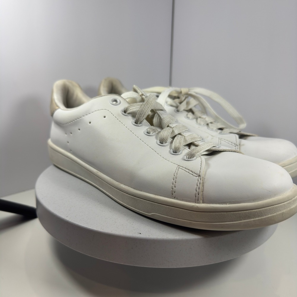 Time and Tru Women's White Gold‎ Accent Fashion Sneakers Size 10